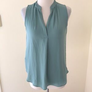 NWT! LOFT outlet size XS sage green split neck sleeveless top